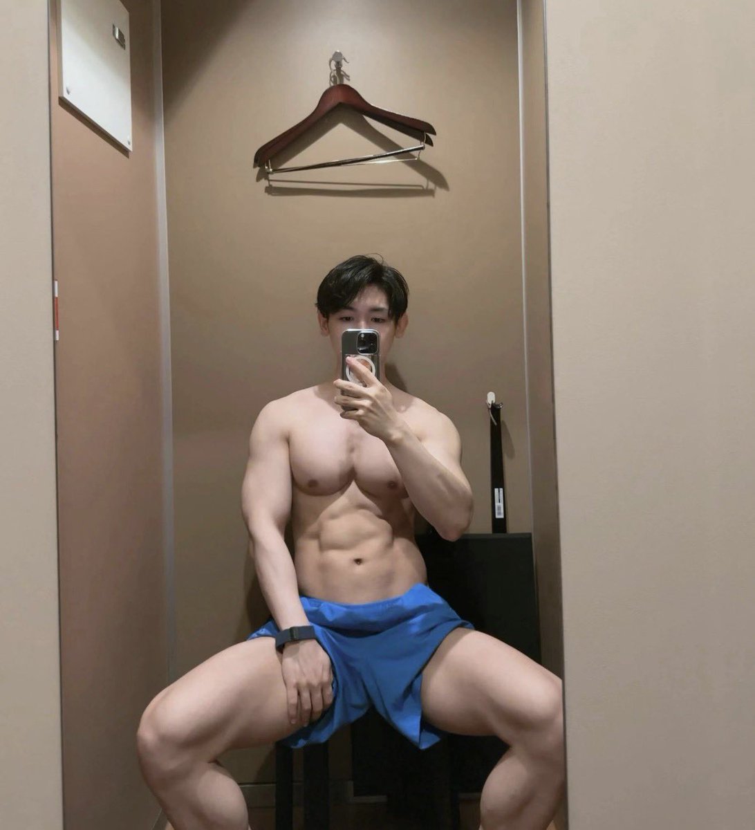 a夜场顶级男模 tweet media