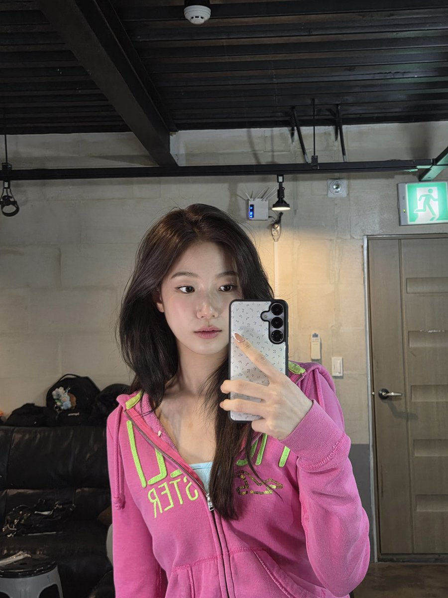 [WEVERSE DM] 260418 #KAZUHA 🍃 

: hello~~