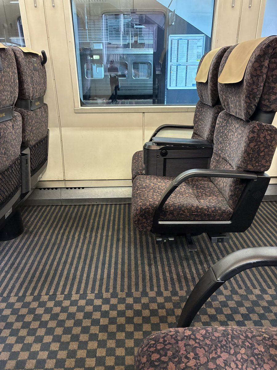 うえにょ🇫🇷🦅 tweet media