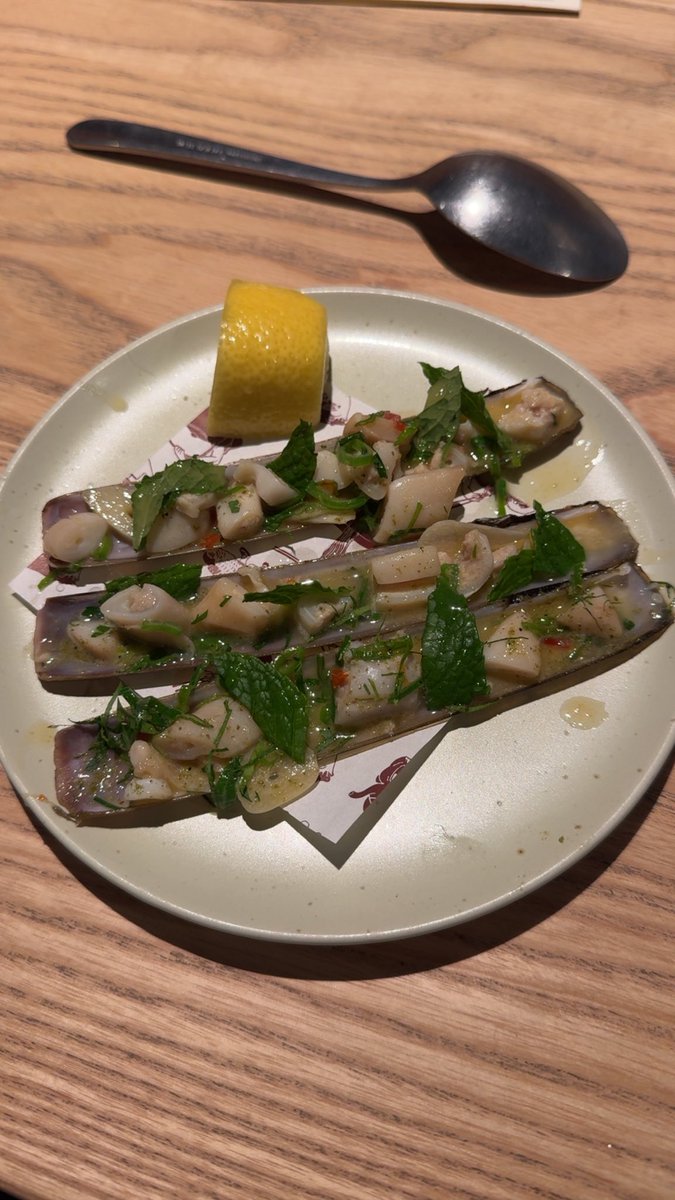 Zach Molzer tweet media