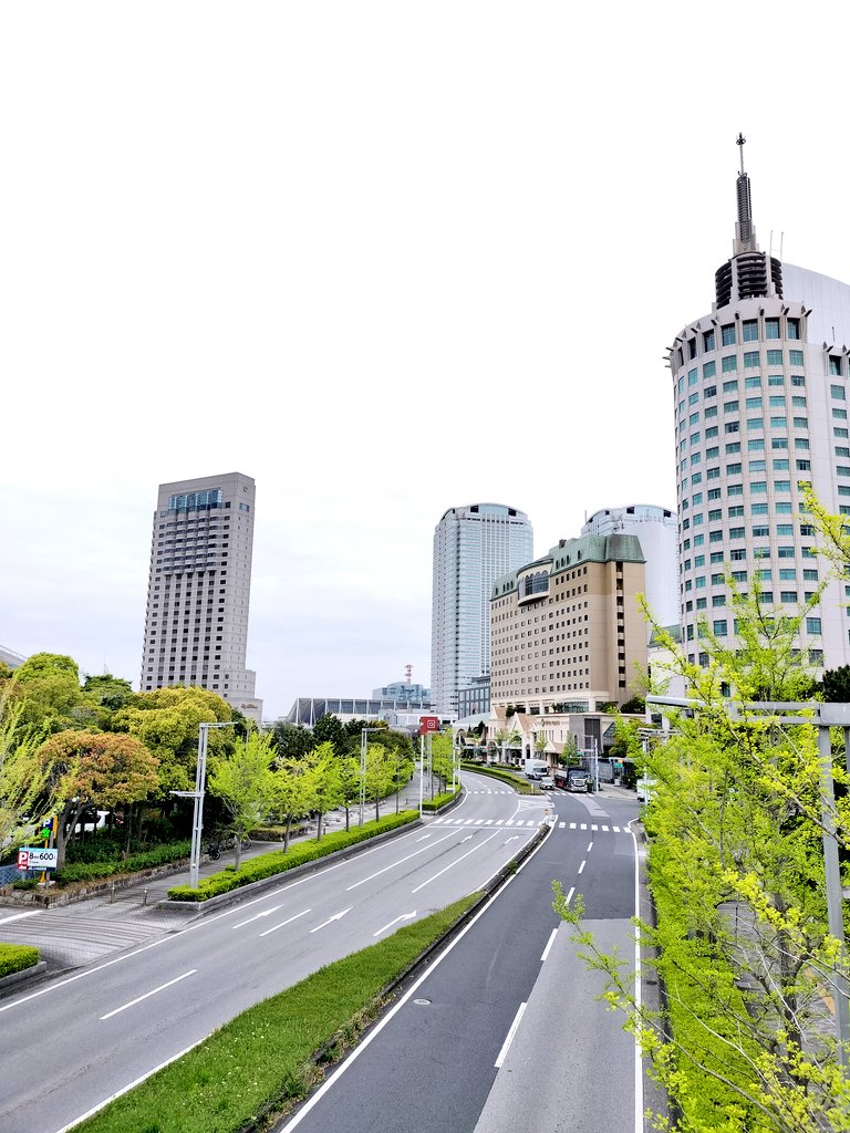 てるん tweet media