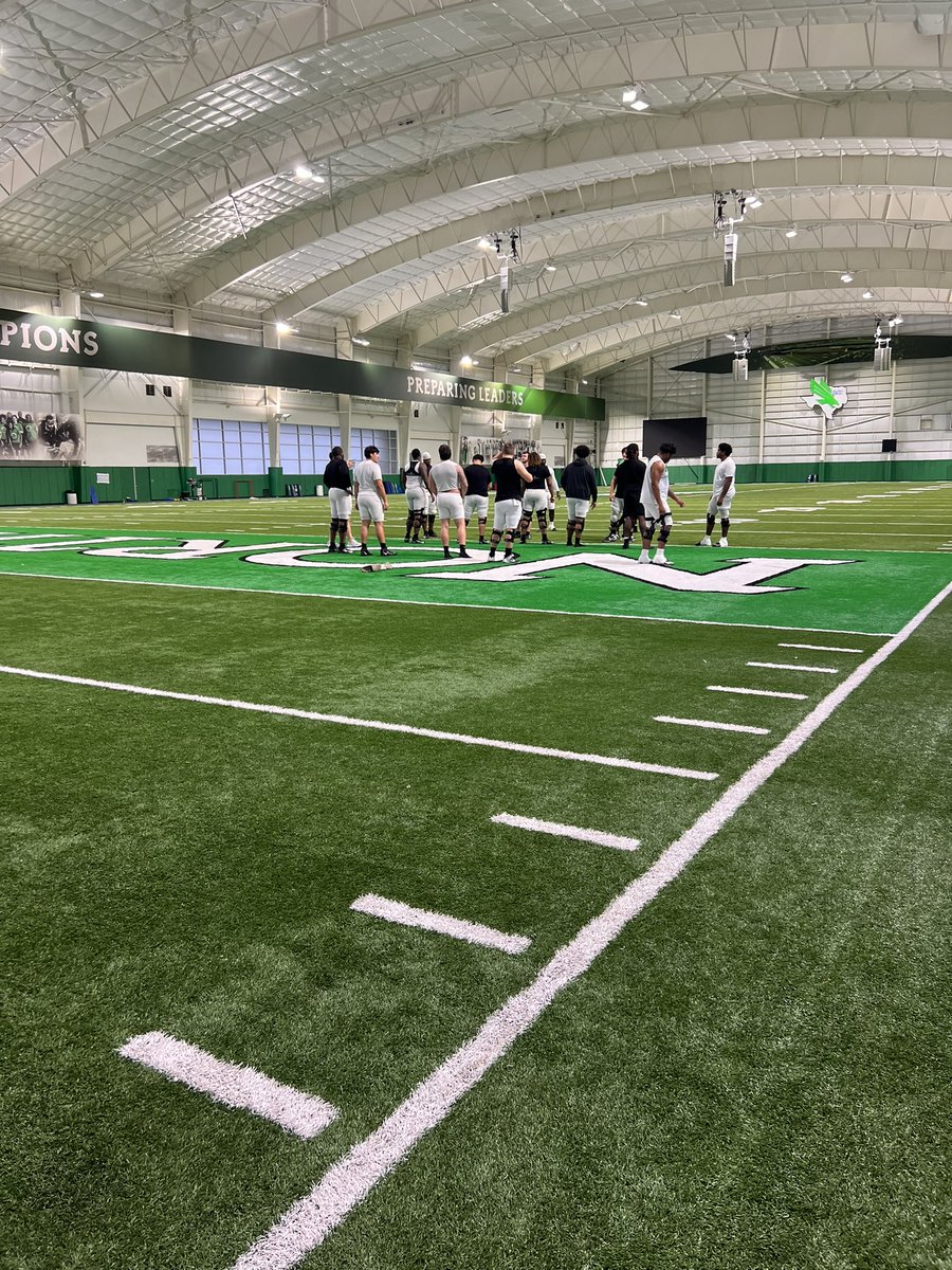 Vita_Ikakoula's tweet image. Blessed to be on campus @MeanGreenFB. Appreciate the experience and hospitality. 
#Meangreen #LB #NextLevel

@coachsolovi @Coach_Brown5 @coacherrinjoe @Bdpeveto