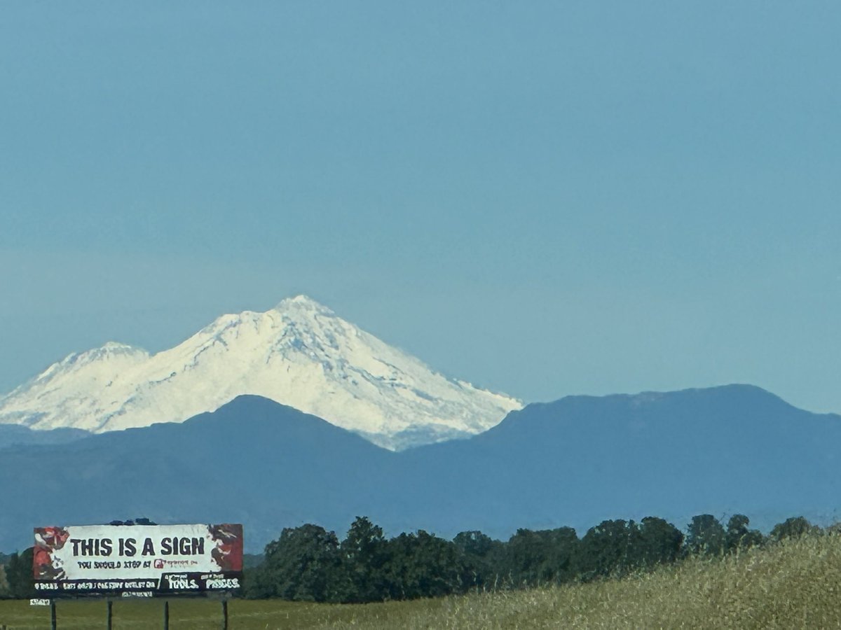 KDuk 💛💚🏈🏀⚾️🥎🥍🥅🏒 tweet media