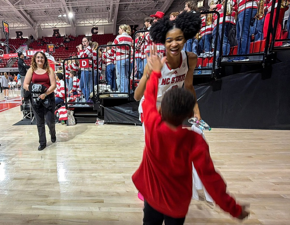 dfl1sg's tweet photo. @RCorySmith @QadenceS @247Sports @DushawnLondon1 @BrandonMiller10 @WolfpackWes @PackCoachAsh @jwatsonfisher And not to mention one of my grandson’s favorite players!! GO PACK!! https://t.co/K6umZW9ME2