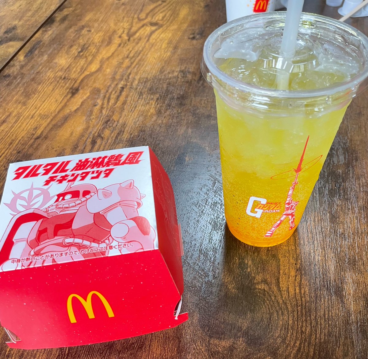 残像✌️🫵🤘🖐️次6月福岡 tweet media