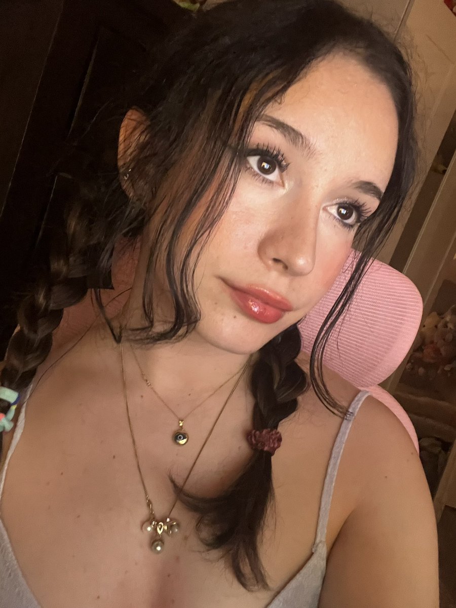 kaitlin :3 | may 7 🎉 tweet media