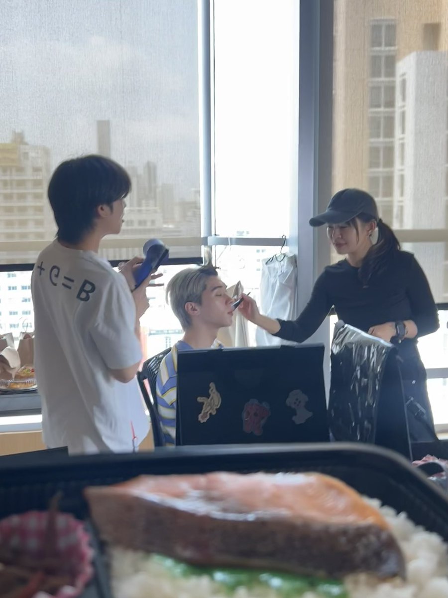 อาทิตย์ ลูก ดิเรก tweet media