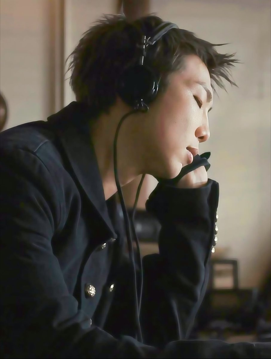 iHyukly_'s tweet photo. ⊹ ࣪ ˖ Dinámica de stream a ARIRANG ˖ ࣪ ⊹
— Foto de tu stream.
— Foto de tu bias era arirang.
— Etiquetar a 7 mutis.

@mewmew_lew @Brisajkjm @lvsbanggtan @Nyx_x03 @bangivii @runbts_13 @raplineyoongi https://t.co/qlY3rNKFsP