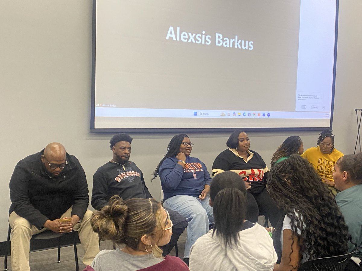 Holy Savior Angels tweet media