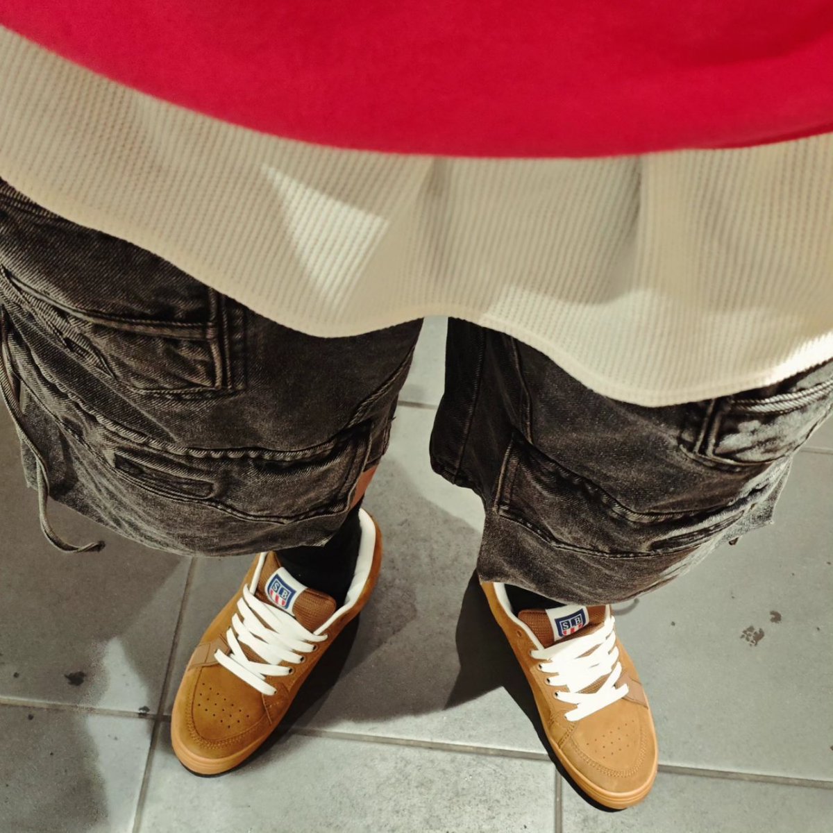 kusoyaro0812's tweet image. 今日のクツ野郎
おはようございます☀
〜本日は単発のお仕事です😊編〜
cap : AMERICAN RAG CIE
tops : THRASHER × ゴジラ
inner : GU
pants : IP-AXIS STUDIO
shoes : ETNIES  " SAL BARBIER 23 "

#thrasher #godzilla #ipaxisstudio #etnies #salbarbier