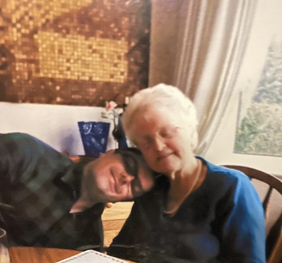 dawkinscov1980's tweet image. We did it Nan &amp;amp; Grandad ❤️🩵 #PUSB