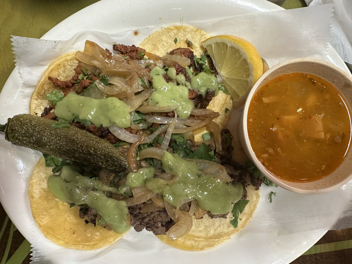 RichOToole's tweet image. Street tacos at Taquería Jalisco on Avenue Q in Lubbock,TX. Really great Pastor &amp;amp; Asada. A solid 7.8 and a great salsa selection. 🙏🏽🌮📲 @tacosetlist