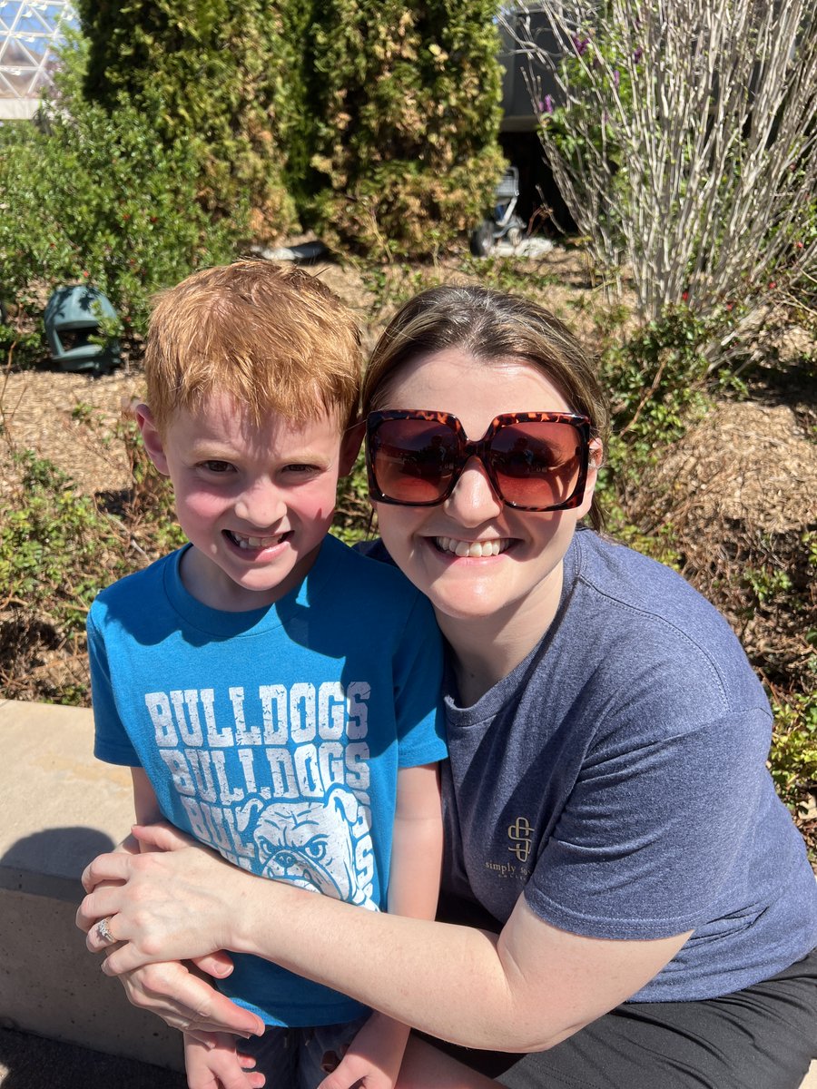 Rockbrook66's tweet photo. Thank you so much, Rockbrook Community Club, for the first grade trip to Henry Doorly Zoo!  Such a wonderful, educational day!  Thanks to our kind volunteer chaperones! https://t.co/BzInr2wCdW