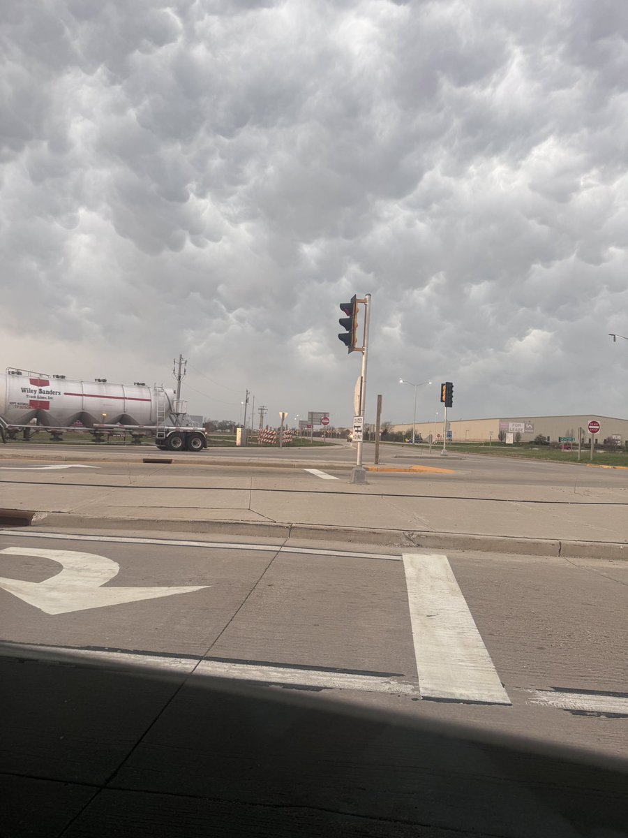 Current view on hwy 11 and I94 in Racine county. (Yes, I was stopped at a red light on the southbound off ramp.) <a href="/Tom_Wachs/">Tom Wachs, CBM</a> <a href="/SamKuffelWx/">Meteorologist Sam Kuffel</a> <a href="/Mark_Baden/">Mark Baden</a>
