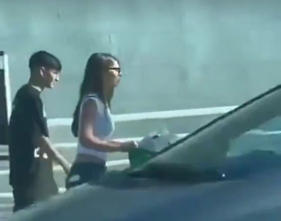 BarcaUniversal's tweet image. 📸 Pedri spotted with his girlfriend Alejandra earlier today.