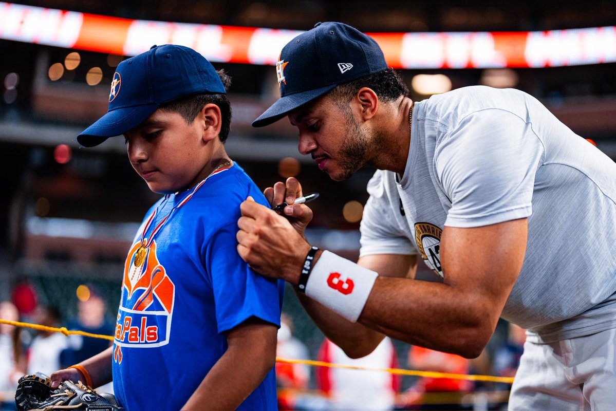 Astros Foundation tweet media