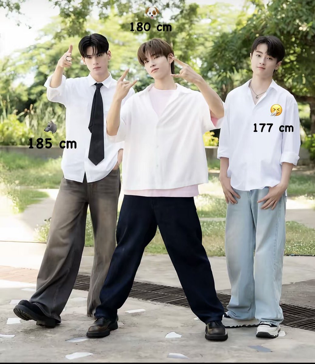 _Riel2teepor's tweet image. Truest friendship 😭🤍
Three soldiers tiger 
#duangwithyou 
#wave 
#north 
#2tee