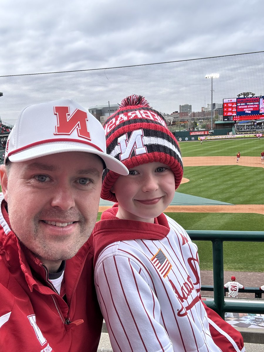 gsdavis2's tweet photo. No place better on a Friday night than at the ballpark! #GBR @HuskerBaseball https://t.co/OXNCWnkBAb