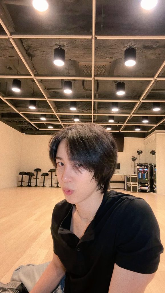 i like it when hunter acts as if we had just shared some secret the agency could not hear