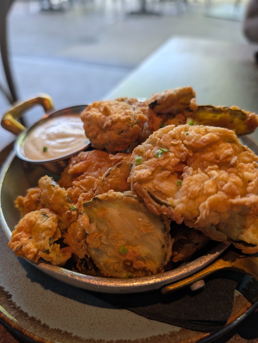 Edda Hengist 🐴📚 tweet media