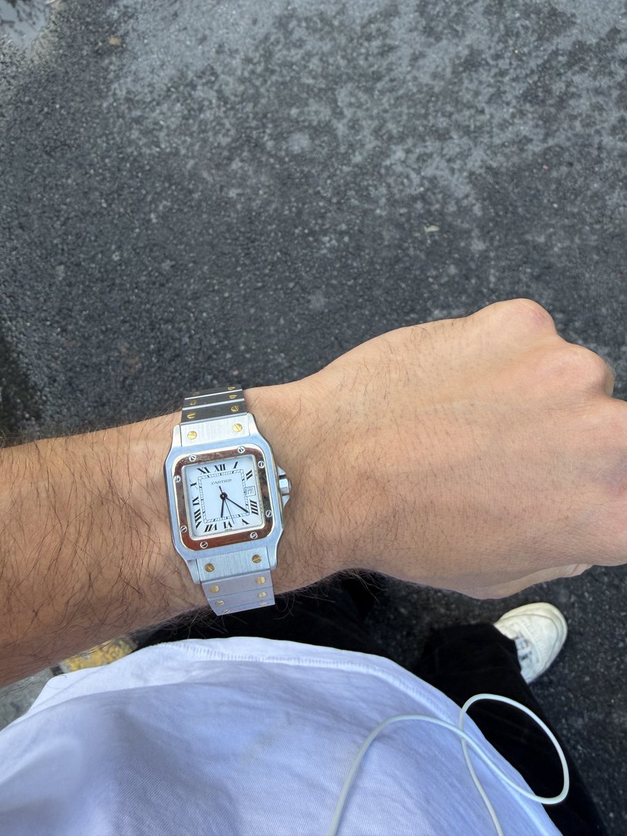 poopinurmouf tweet media