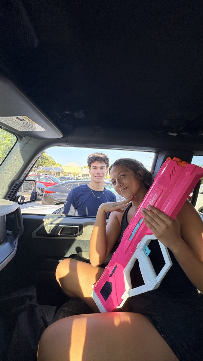 talk_squirty2m3's tweet photo. Sienna z just squirted all over Chris from @ChigsWet @WaterWars2026 https://t.co/5TtbzrOqC5