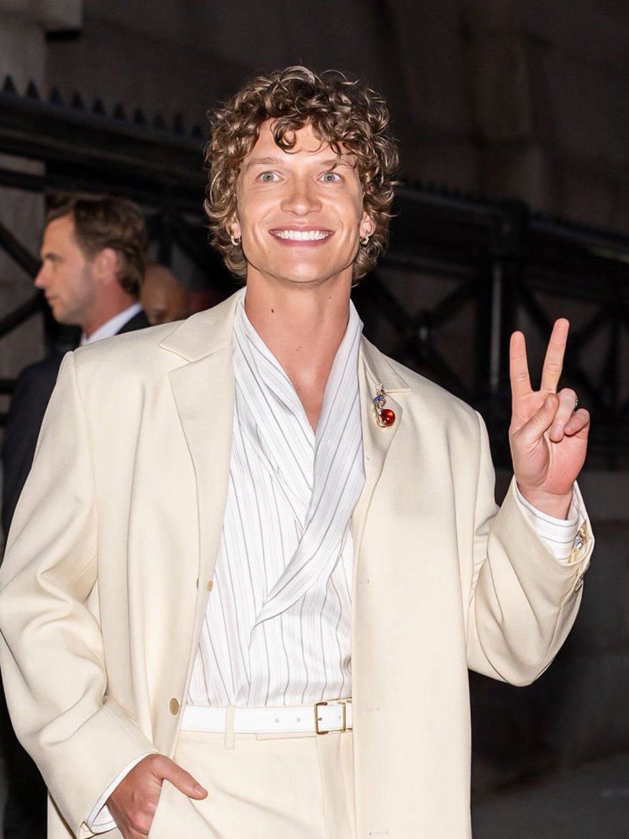 Francon Edits tweet media