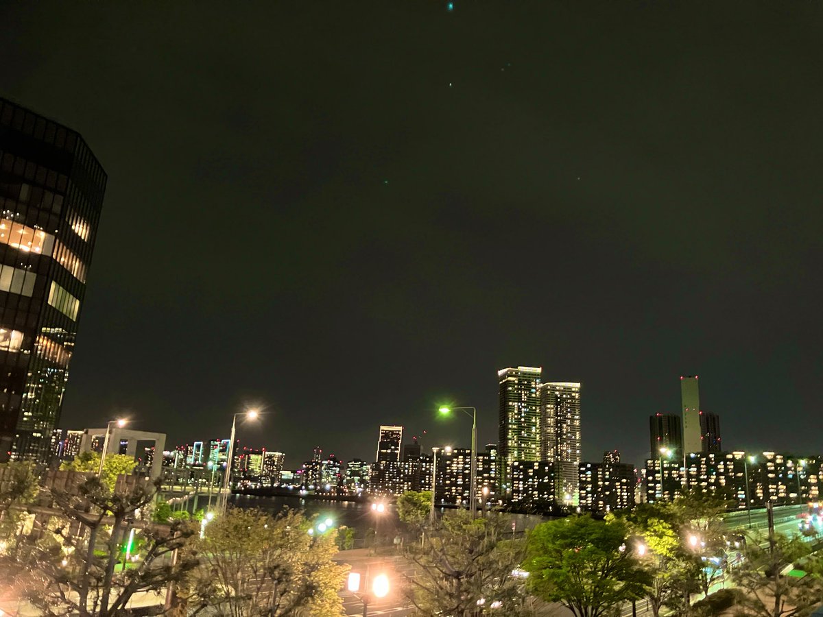 ミチノテラス豊洲からの
夜景にしんみり😌