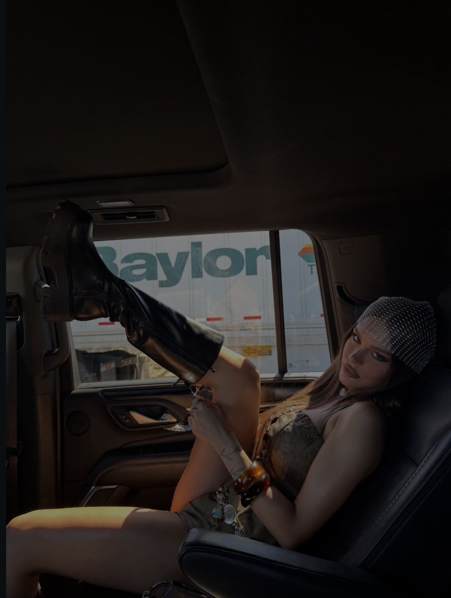 𝘥𝘦𝘴𝘵𝘪𝘯𝘺 𝘳. 𝘸𝘪𝘭𝘭𝘪𝘢𝘮𝘴 ⋆𐙚 ̊. tweet media