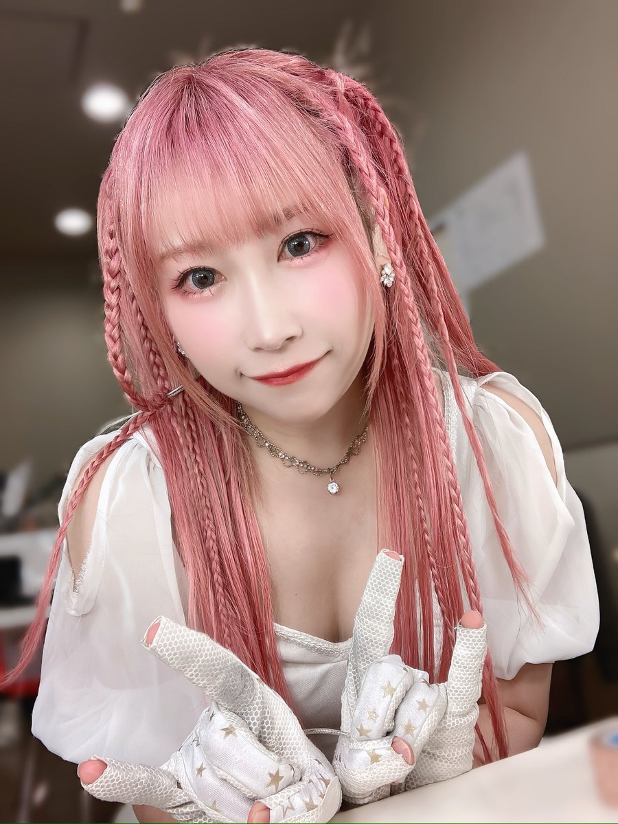 tgwtks001's tweet image. gattaさんにオススメの今日の一曲は…
「Silence The Void」
です！

#今日のオススメ曲LOVEBITES編 #shindanmaker
shindanmaker.com/974653