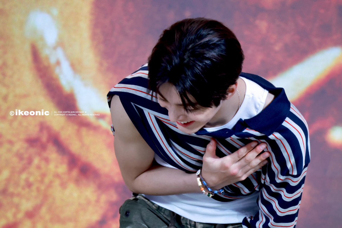 asha ✮ tweet media