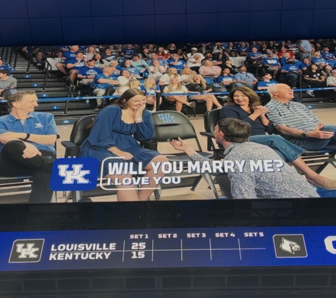 Maggie Davis tweet media