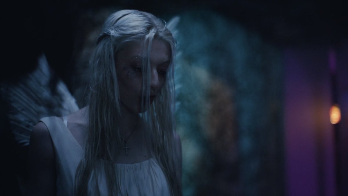 h ⋆˚࿔ tweet media