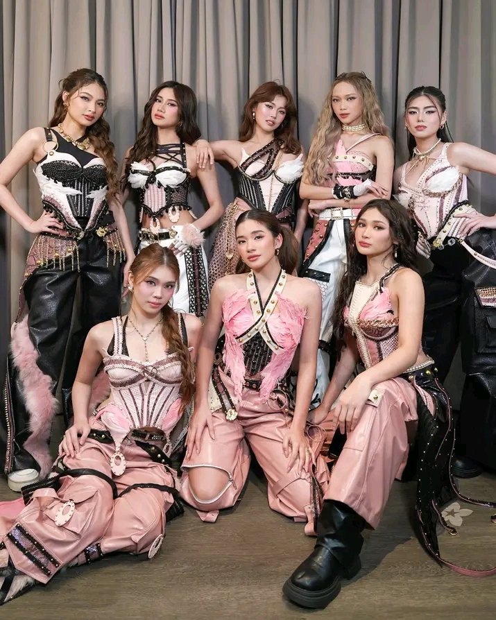 infinity || BINICHELLA 🌸🎡 tweet media