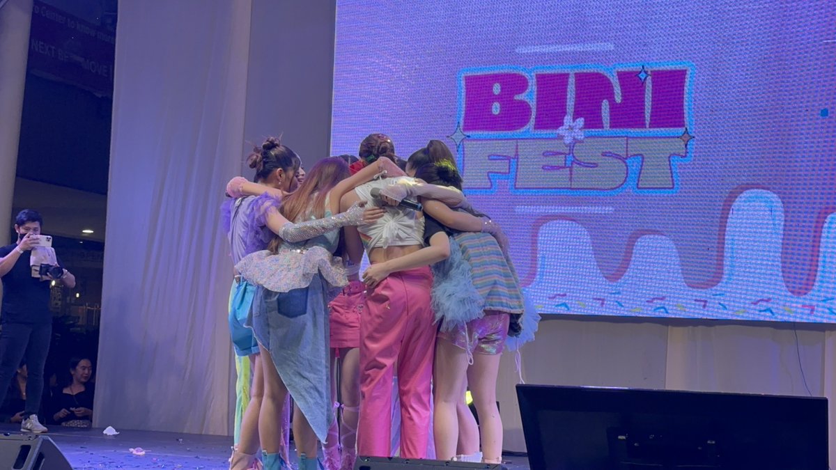TEAMBLOOMPH's tweet photo. Hey our girlies! 

BINI BORN FOR COACHELLA

#BINI_CoachellaWk2 #BINICHELLA https://t.co/YFRjSikn2z