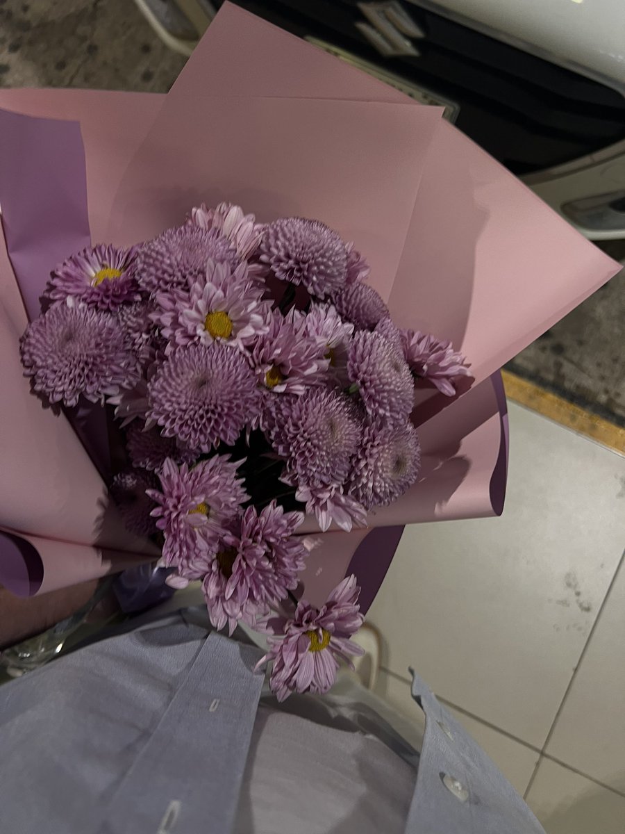 hadrianus tweet media