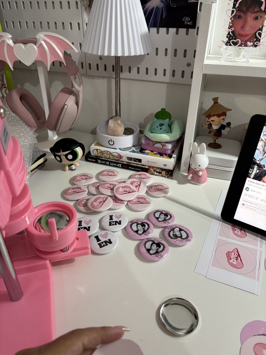 tata VAI VER O BTS 🪭 | tweet media