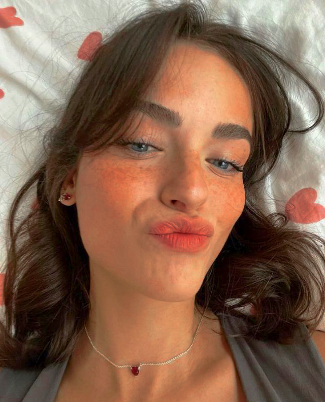 ᅠ
 
           Your camera roll if 
           𝗕𝗥𝗢𝗢𝗞𝗘 𝗞𝗥𝗔𝗞𝗢𝗩𝗔
          were your 𝗴𝗶𝗿𝗹𝗳𝗿𝗶𝗲𝗻𝗱.
           
   ᅠ