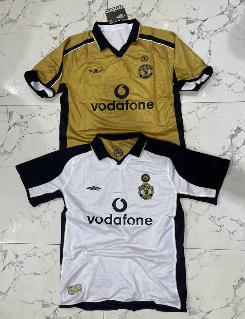 2t_drip's tweet photo. Manchester united RETROS Available 

1st frame N25,000
2nd frame,2 in 1 N35,000 https://t.co/obTWUHQW5M