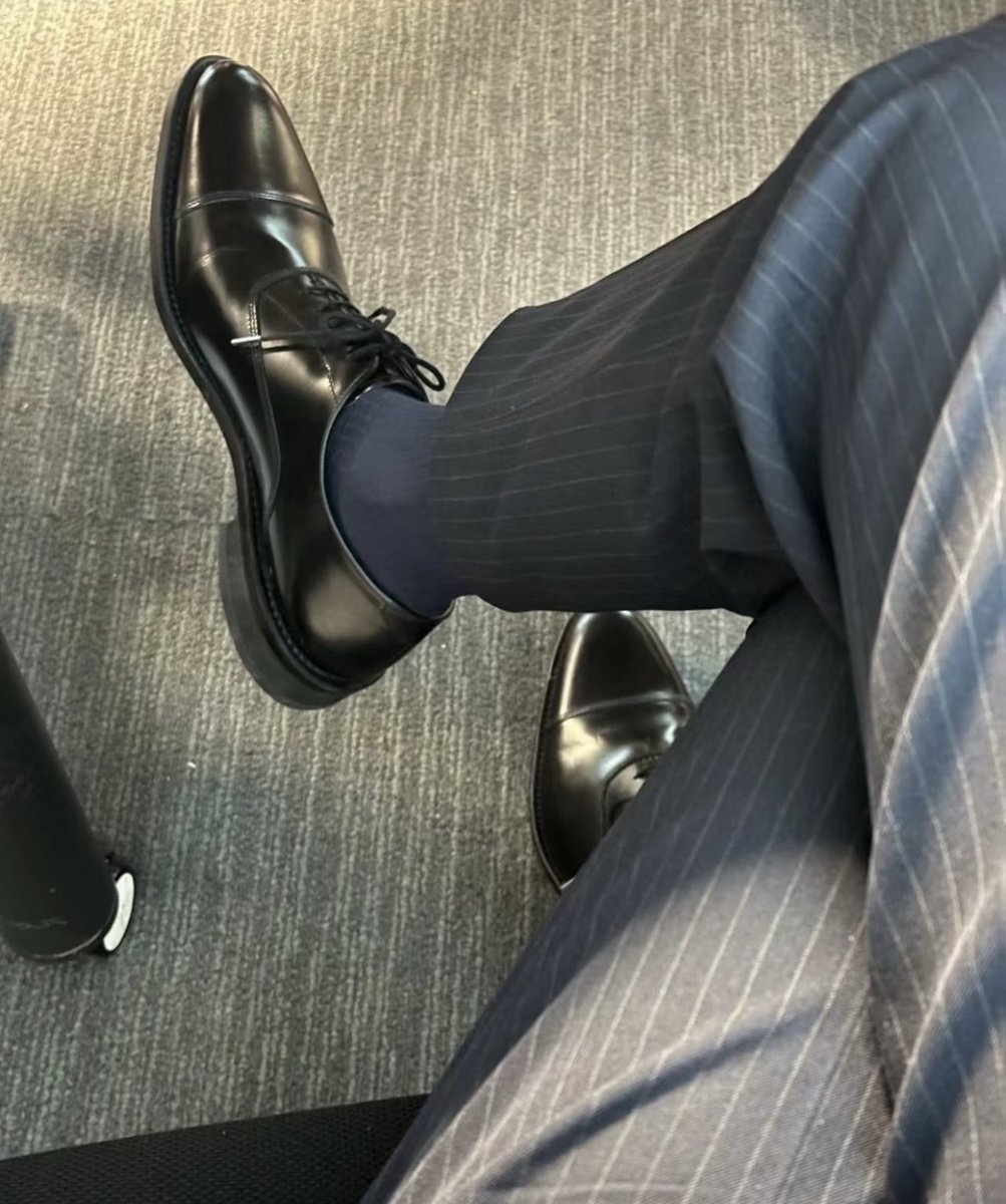 enoch li tweet media