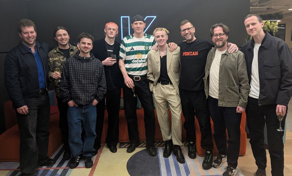 CelebrityAccess tweet media