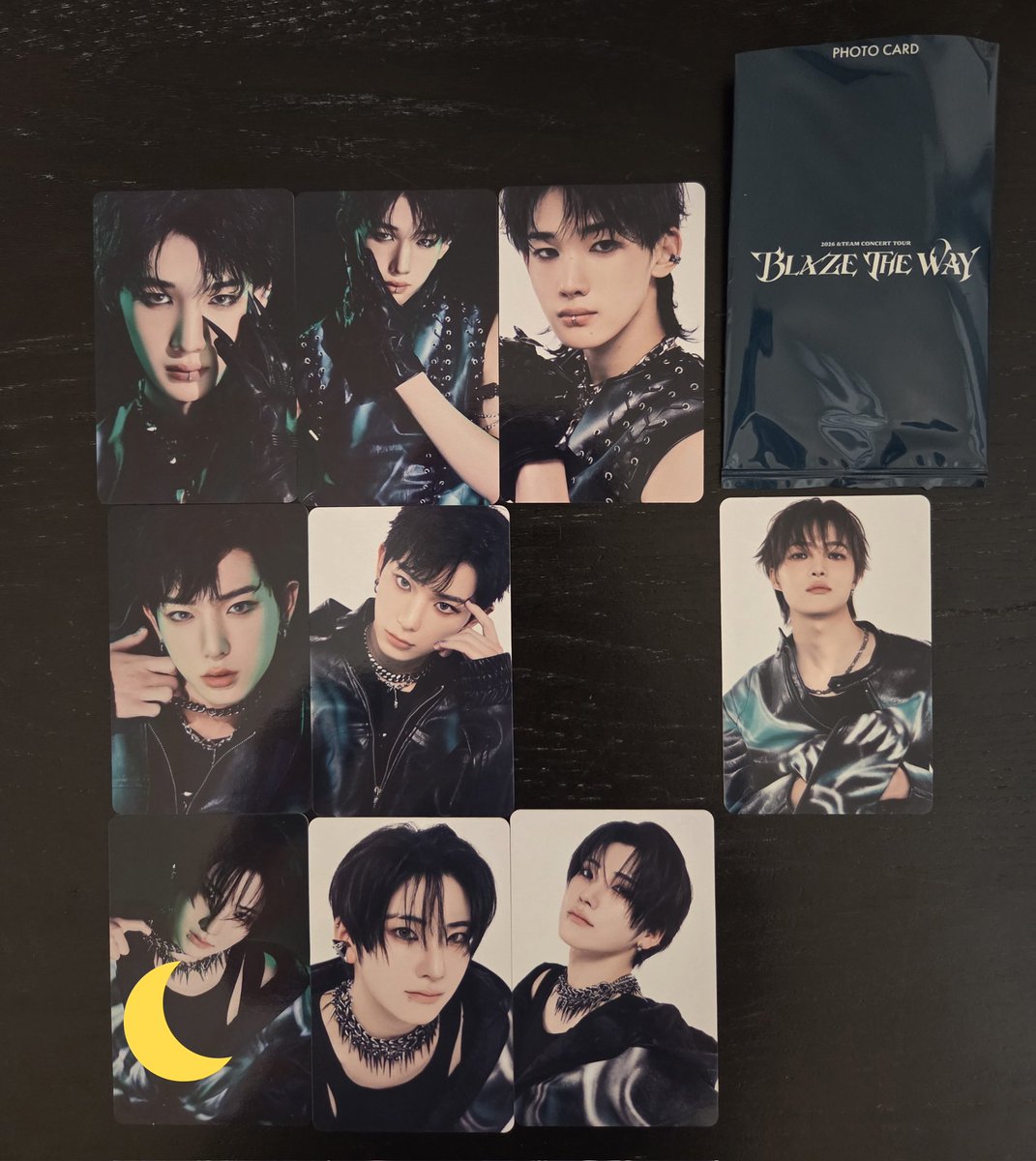 よしかわ tweet media