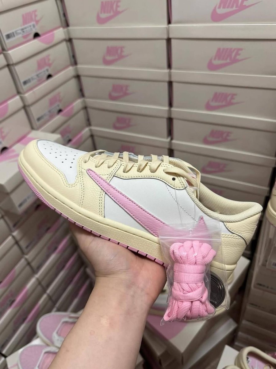 KicksFinder tweet media