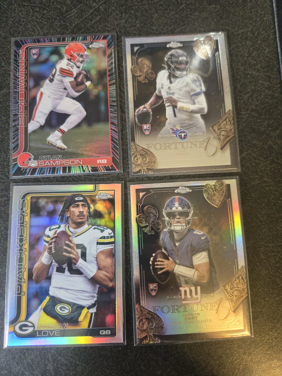 Doghouse Trading Cards tweet media