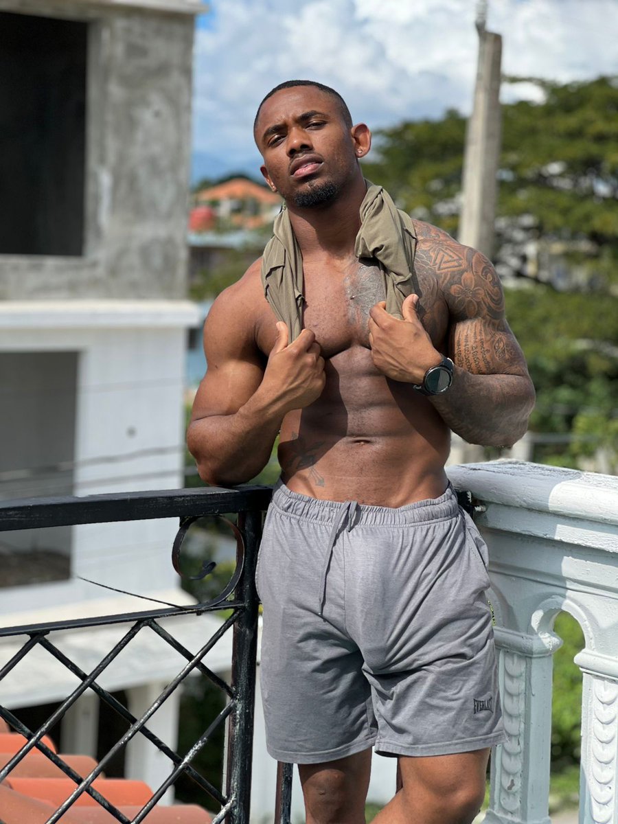 who’s ready for a little adventure? 🌍💪