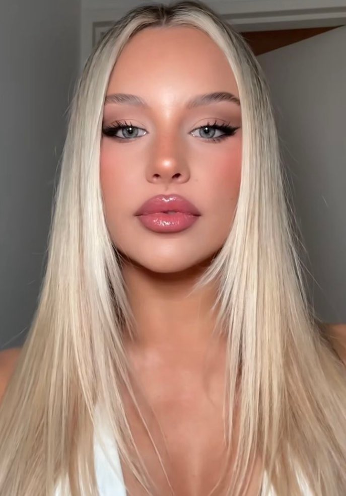 𝐒𝐭𝐚𝐥𝐥𝐢♡︎ tweet media