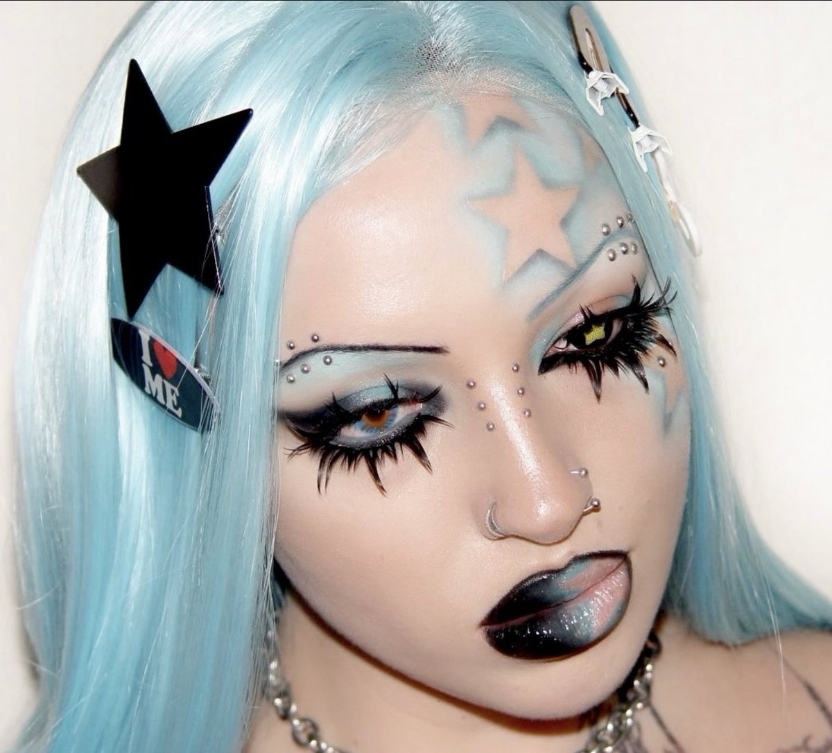 ash!!! | COMS: CLOSED tweet media