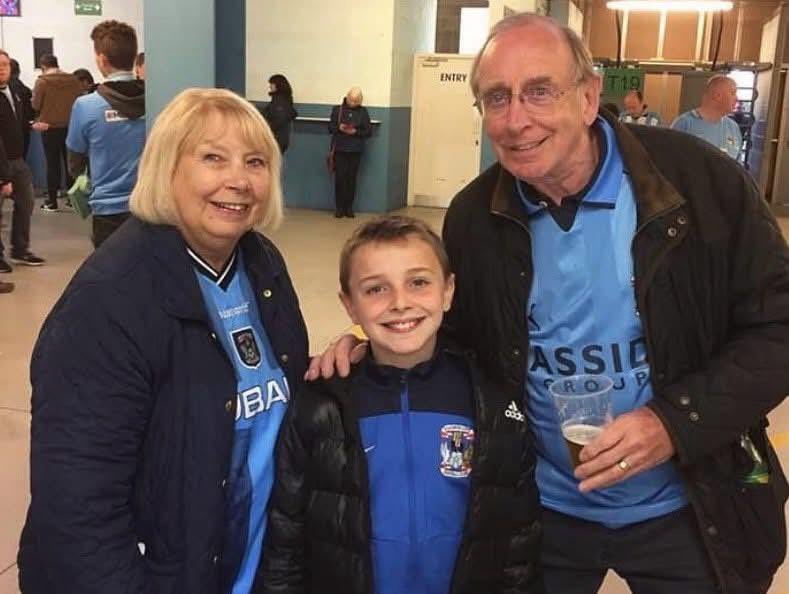 Grandad, 
The first time i wore what you left me,
I didn’t want you too miss it.
Kissed it before torp struck it, and a few seconds later, 7,500 in Ewood Park, and tens of thousands back in cov were partying.
That was you, all you. 
We’re premier league again grandad🩵
#PUSB 🩵❤️