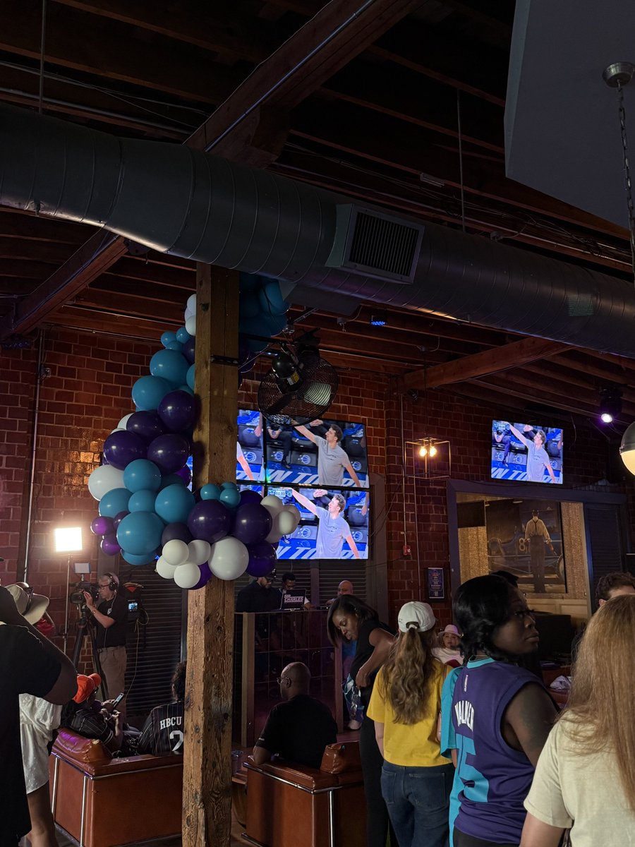 SK⚡️ tweet media