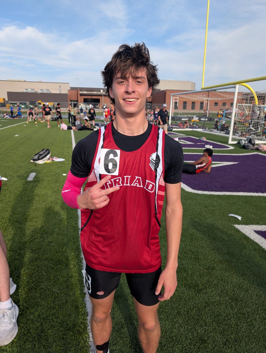400M
51.91 PR for Cody Bagwell!